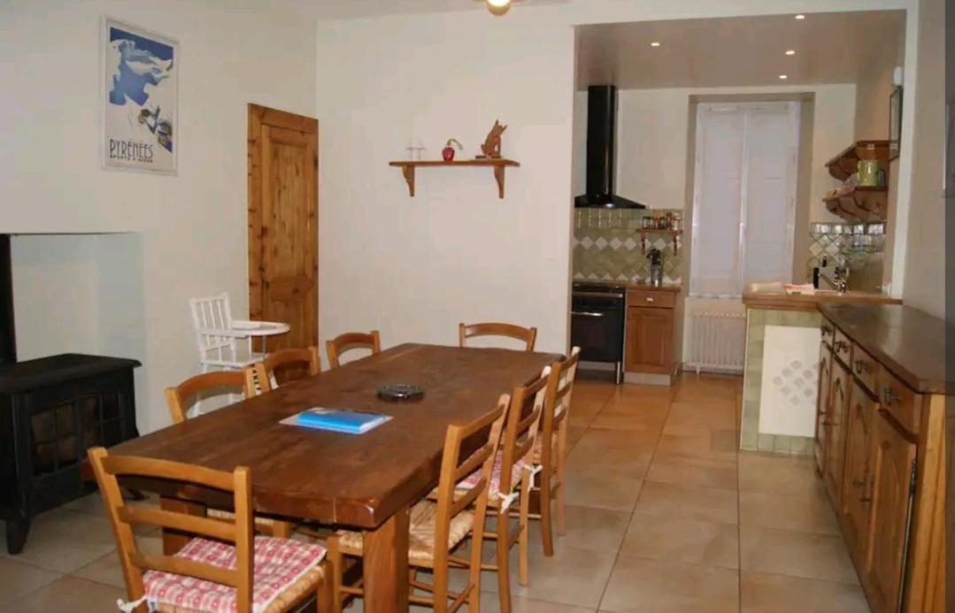Maison Burgalat Saint-Mamet ภายนอก รูปภาพ